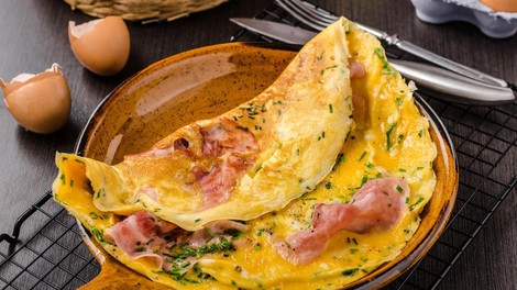 vmesana jajca mlada spinaca zdravje recept kulinarika hrana mascoba