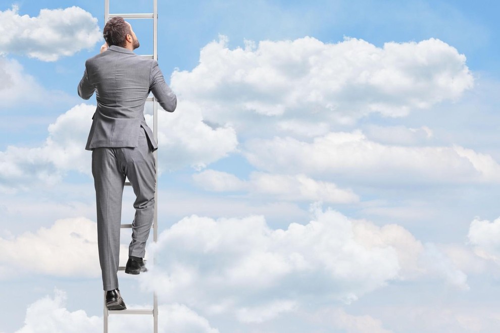 Oven – borec brez premora Ovni so rojeni voditelji, ki vedno naravnost sledijo svojemu cilju. Njihova odločnost je nalezljiva. Ko …