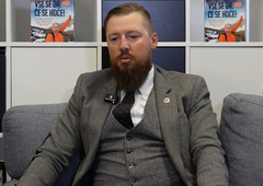 Šef Stranke straža Alen Koman bi nevladnikom jemal denar, sam pa je od države prejel več kot 300.000 evrov