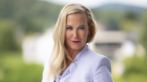 Nova zbirka ljubezenskih pisem dr. Lucije Mulej je poetičen preplet poezije in meditacije