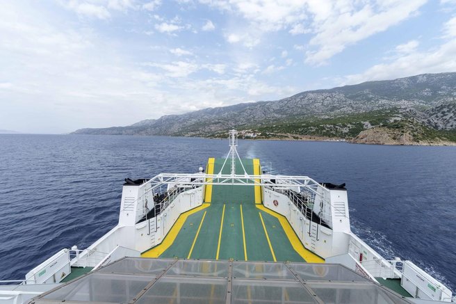 jadrolinija jadransko morje katamaran vodna tromba vreme srhljivo hrvaska