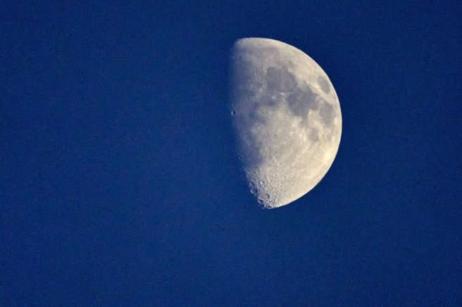 luna vesolje nasa jedrski reaktor zda znanost astronomija