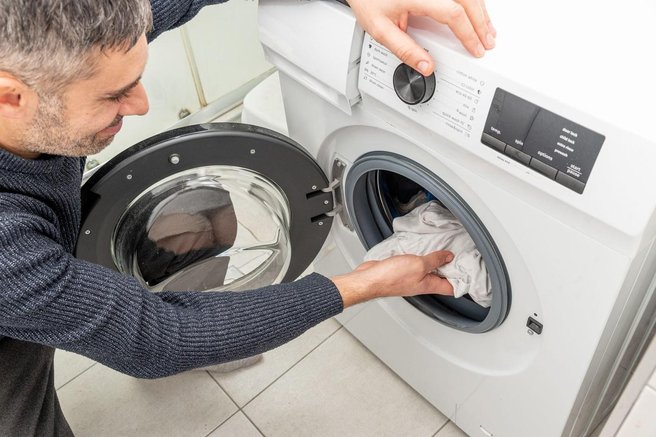 pralni stroj susenje perilo trik nasvet teniska zogica ideja resitev