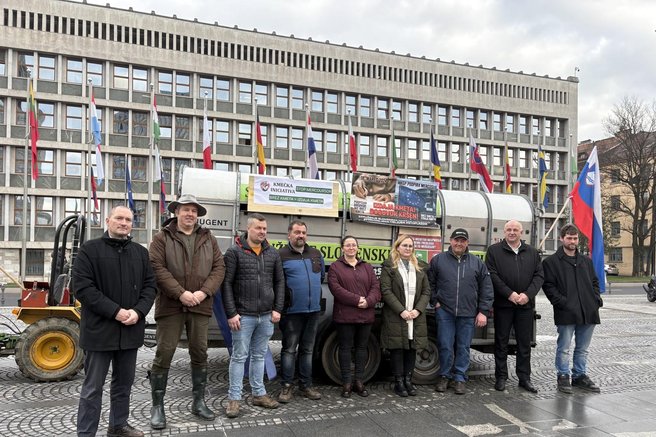 Kmetje zahtevajo zaščito, drugače sledi protest: odziv vlade pričakujejo do konca januarja