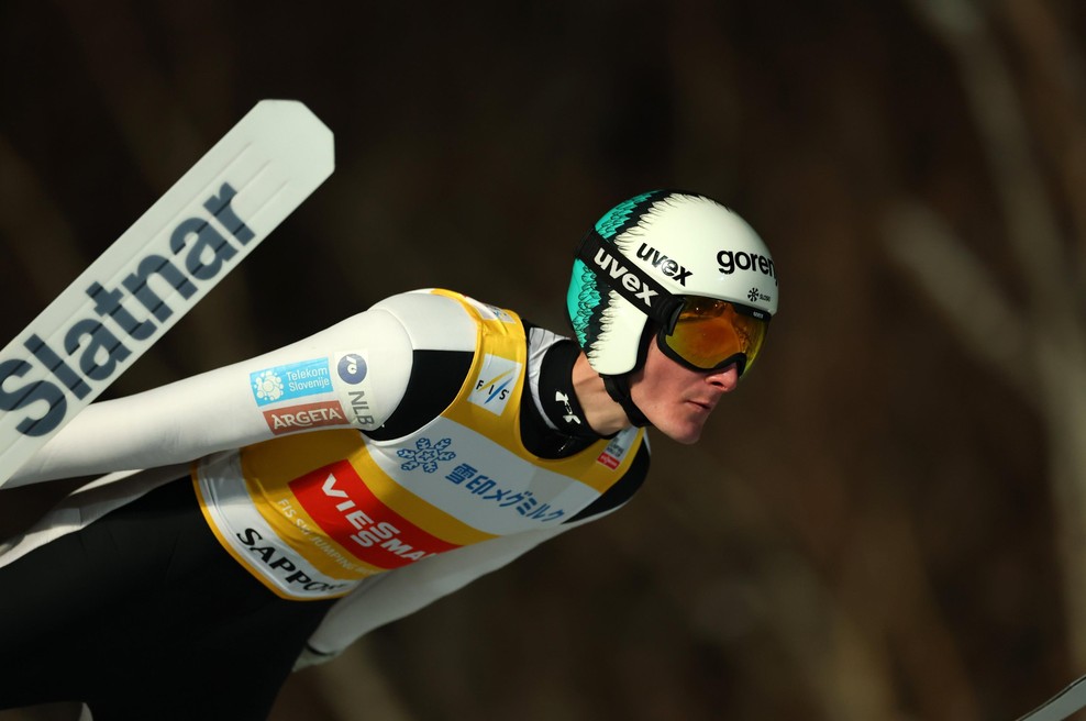 Domen Prevc z novim izjemnim rezultatom: na Japonskem postregel s prepričljivo zmago (foto: Profimedia)