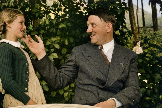 adolf hitler resnica norost teorija juzna amerika smrt cia fbi drugo ime