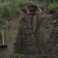 ukrajina odesa obrambni jarki kopanje amfore odkritje arheologija zgodovina vojna