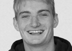 Po pogrebu 24-letnega Jake se je oglasila njegova mama: ganljiv zapis zareže v srce