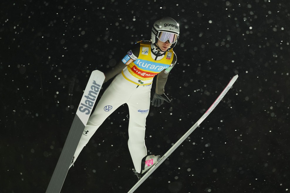 Nika Prevc na Japonskem z vrhunskim rezultatom povečala prednost vodilne (foto: Profimedia)