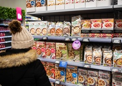 Odločitev priljubljenega trgovca močno odmeva: Spar za svoje kupce uvedel veliko novost