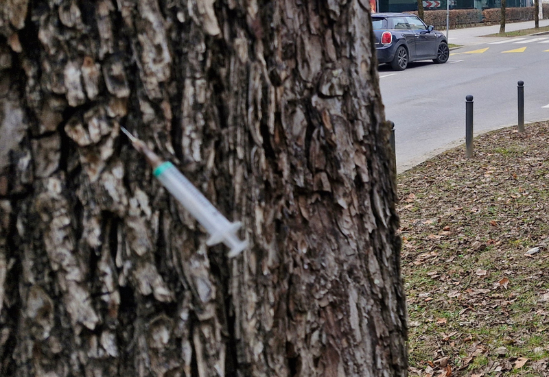 nevaren predmet, Ljubljana