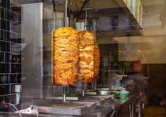 Strokovnjaki analizirali meso v kebabu: ko so javno objavili rezultate, so vsi ostali odprtih ust