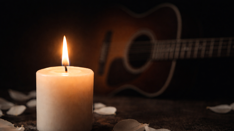 sveča, kitara