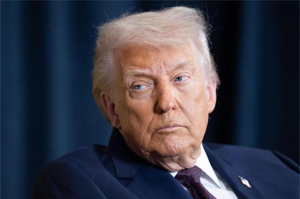 Trump znova nejevoljen: napovedal tožbo proti priznanemu časniku (foto: Profimedia)