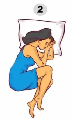 2 Če spite zviti kot dojenček, to pomeni, da v svetu pogosto kažete trdo zunanjost, a ste v resnici občutljiva …