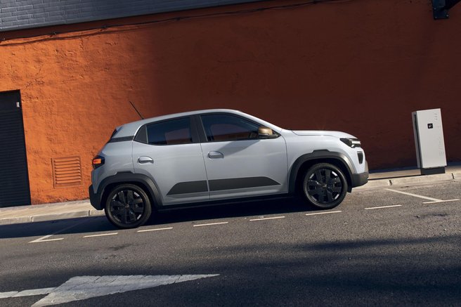 Ta avtomobil je s subvencijo skoraj absurdno poceni: ampak obstaja ena (velika) težava