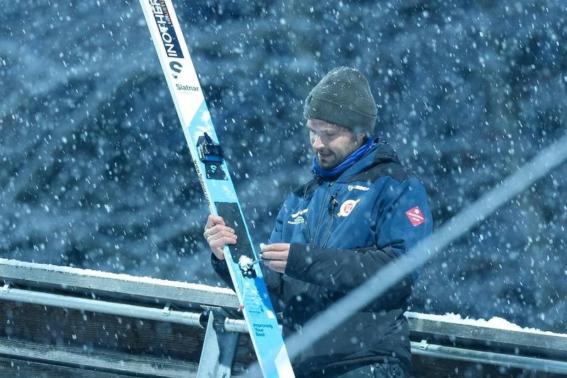 domen prevc smucka smucarski skoki svetovno prvenstvo slatnar sport skoki zaplet incident