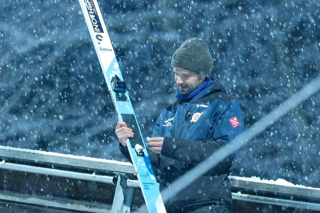 domen prevc smucka smucarski skoki svetovno prvenstvo slatnar sport skoki zaplet incident