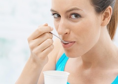 Ti 3 mlečni izdelki so najbolj škodljivi za zdravje: kot potres uničujejo črevesno floro in celo redijo