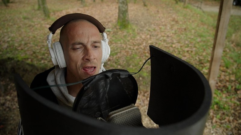 Samo en planet projekt pesem