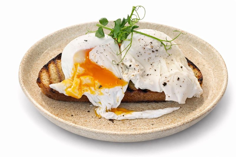 poširana jajca zajtrk