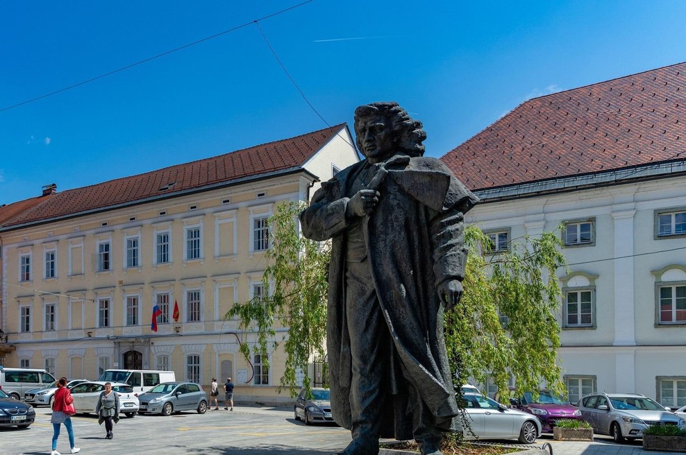 Bliža se kulturni praznik, v Kranju bodo prvič po 35 letih odprli ... (foto: Profimedia)