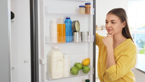 Če vsak večer po sedmi uri odpirate hladilnik v iskanju prigrizka, ima lahko to ne ravno nedolžne posledice za vaše zdravje