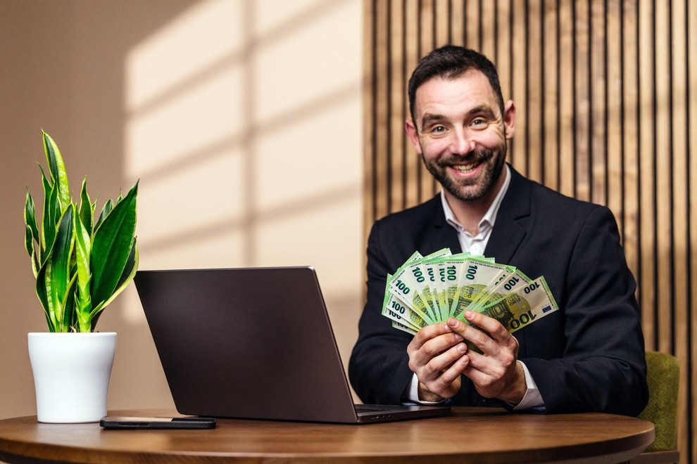 Prvi med srečneži so tisti, ki so rojeni v znamenju bik. Pri njih bo finančni priliv rezultat preteklega dela, novih …