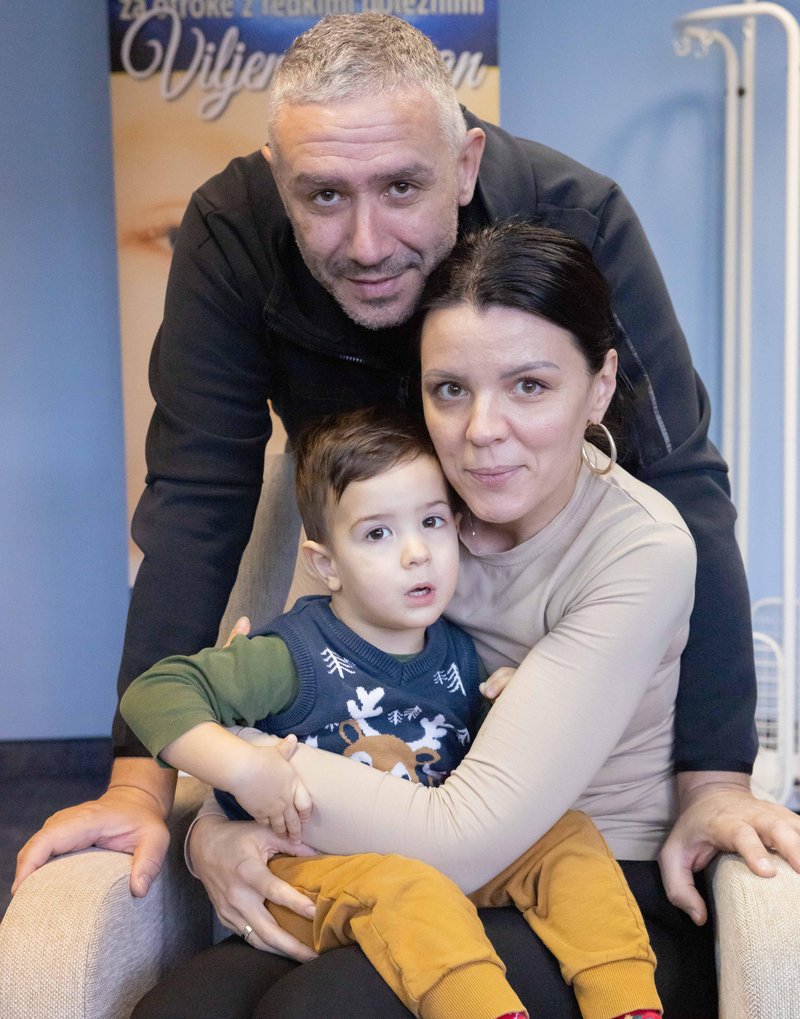 Društvo Viljem Julijan 3-letni Aleks dobrodelnost sredstva