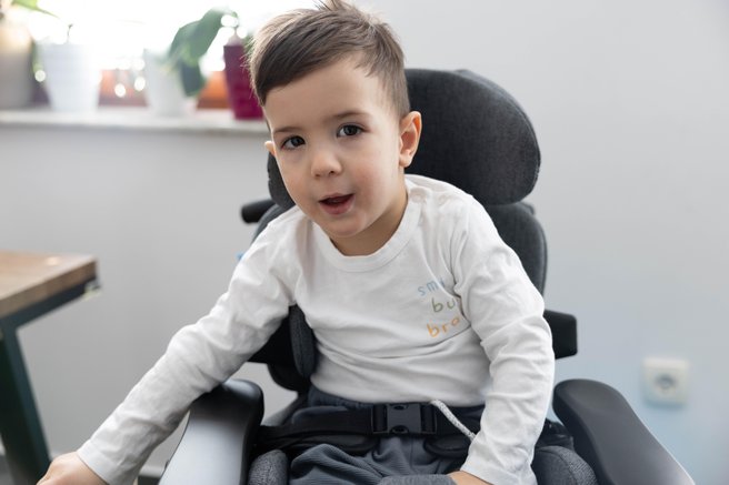 Društvo Viljem Julijan 3-letni Aleks dobrodelnost sredstva