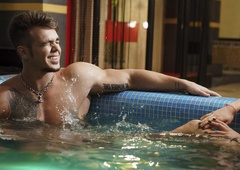 Slovenska svingerja brez dlake na jeziku odprla dušo in razkrila čisto vse o svojem življenjskem slogu: "Te lokacije so sinonim za svinganje!"