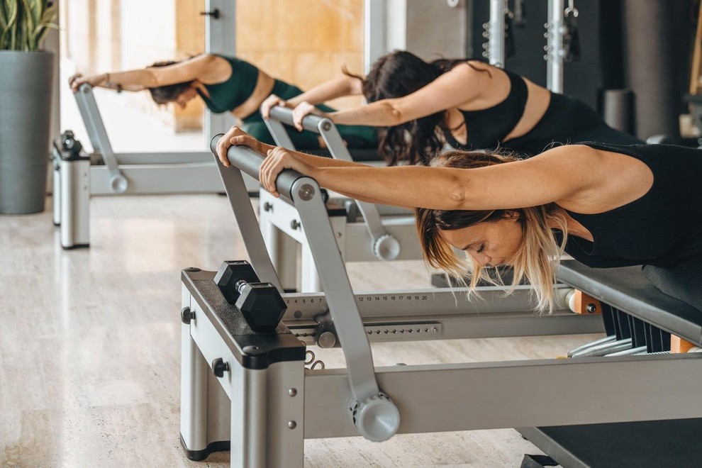 VADBA BREZ POVEČEVANJA INTENTIVNOSTI Človeško telo se hitro prilagodi ponavljajočim se obremenitvam. Raziskave, objavljene v reviji Journal of Strength and …