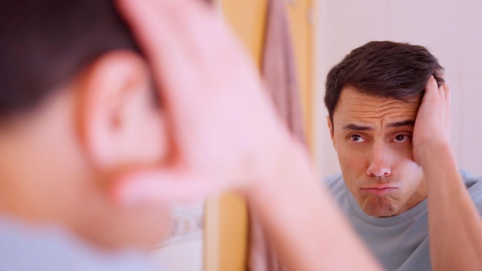 Narcizem v astrologiji ni zgolj vprašanje nečimrnosti in ogledal, temveč globokega prepričanja, da svet obstaja zato, da je njihovo osebno …