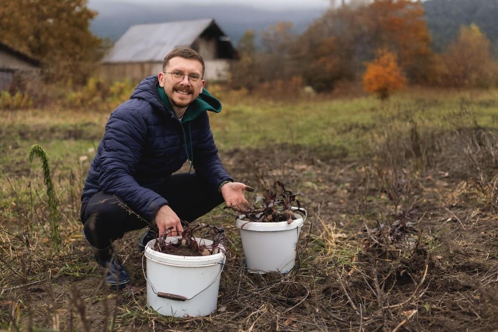 Prvi na vrsti so tisti, ki so bili dolgo opora vsem okoli sebe, pogosto pa so lastne potrebe potisnili na …