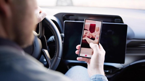 Slovenec v aplikaciji za zmenke prejel sporočilo, ki mu je vzelo sapo: "Saj ne vem, kaj komentirati ..."