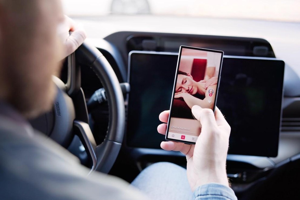 Slovenec v aplikaciji za zmenke prejel sporočilo, ki mu je vzelo sapo: "Saj ne vem, kaj komentirati ..."