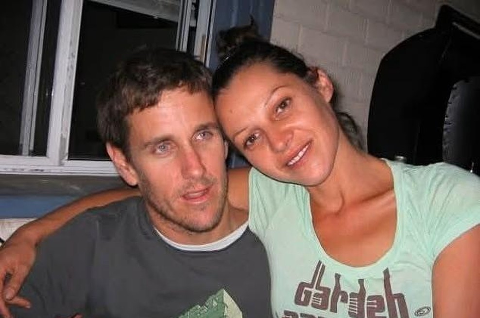 Družinska tragedija, ki je pretresla državo: starša ubila avtistična sinova, nato sodila še sebi (foto: Facebook/Justin Bajada)