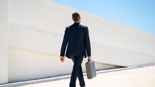 To je ključna stvar, ki jo vsako jutro naredijo uspešni ljudje: sreča na njihovi strani, stres se jih izogiba, kot da so kužni