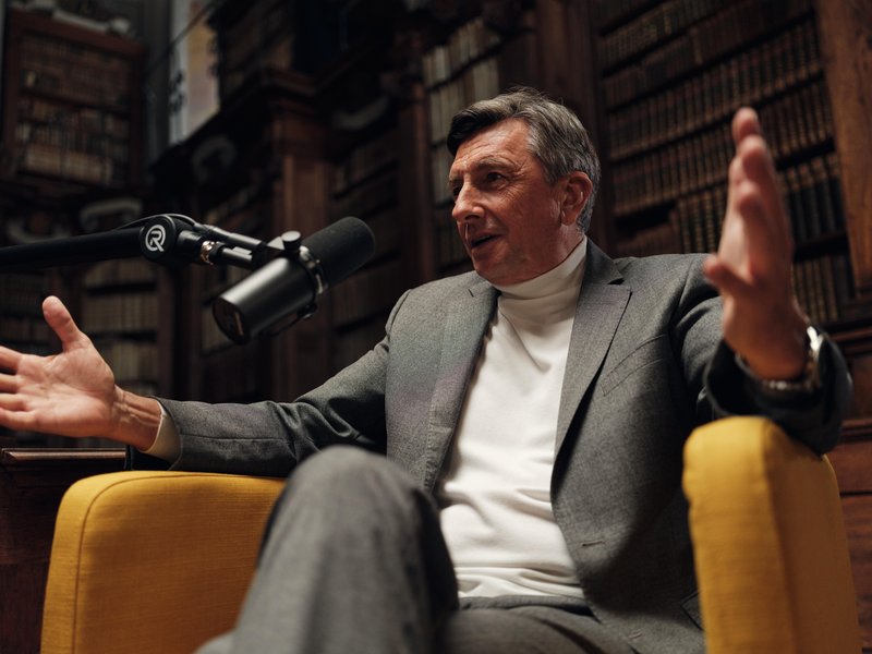 Mladi znanstvenik Peter Andolšek v podkastu navdiha o tem, koliko vesolja v resnici poznamo