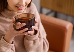 Boljša izbira kot kava: 2 čaja, ki ju je zjutraj najbolje piti za lažje hujšanje