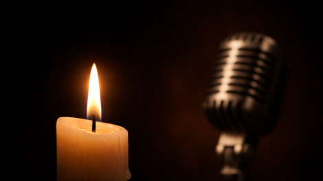 sveča mikrofon