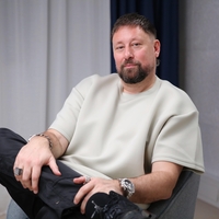 Znani slovenski didžej o svoji zgodbi: najprej navdušenje, potem je izginila večina življenjskih prihrankov