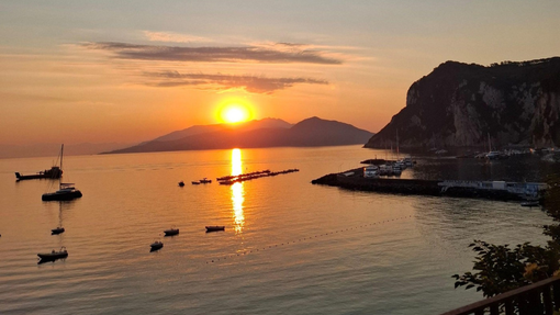 V tem obmorskem raju jim je zaradi turistov prekipelo: vse to je zdaj prepovedano, omejitev kot solate!