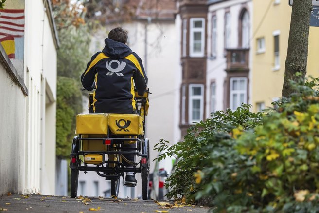 postar dostava paket paketi narocila splet posta slovenija analiza statistika