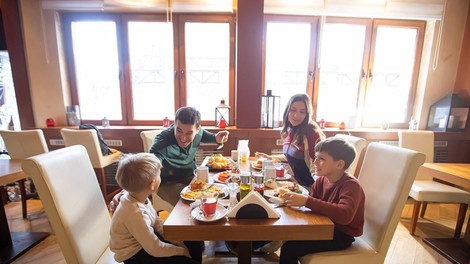 zajtrk napaka druzina hrana kulinarika citrusi kava pekarna maslo sladkor mast zdravje
