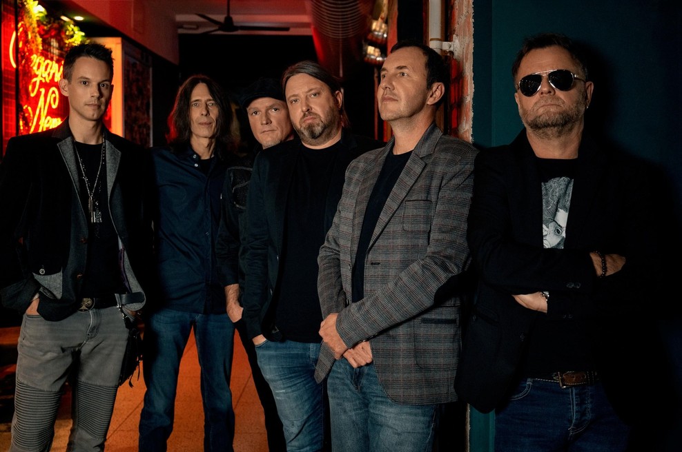 Mi2 z novim singlom: pesem tožbe največjemu med slovenskimi literati (foto: Katja Golob)