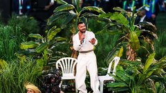 Bad Bunny Super Bowl nastop