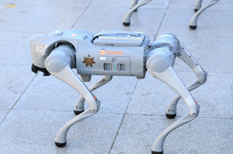 Kot v znanstvenofantastičnem filmu: policija kupila robotske pse, ki bodo ... (foto: Profimedia)