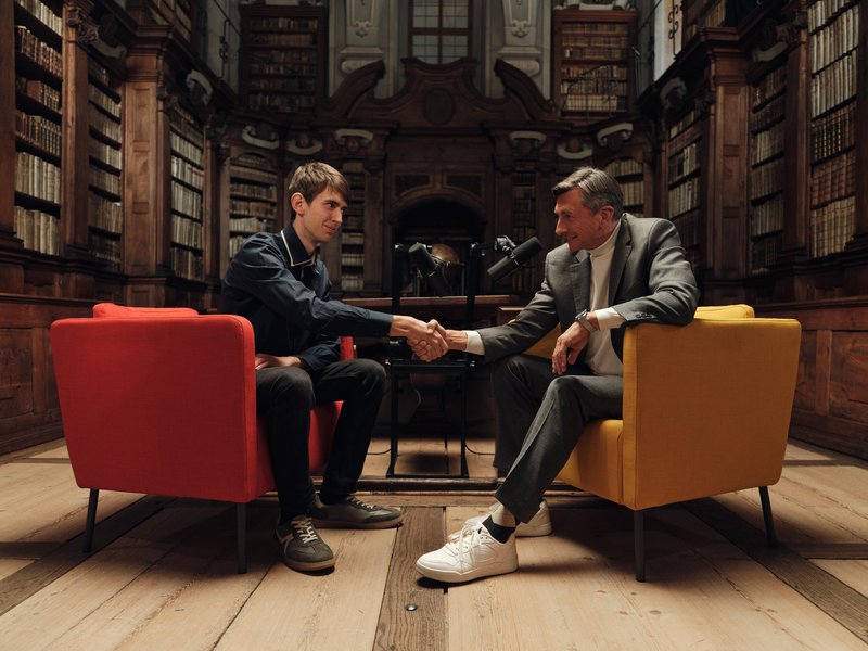 Peter Andolšek razloži, zakaj znanstveniki niso tako slavni kot športniki (in kako je videti 'trening za Einsteina')