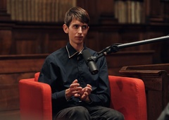 Peter Andolšek razloži, zakaj znanstveniki niso tako slavni kot športniki (in kako je videti 'trening za Einsteina')